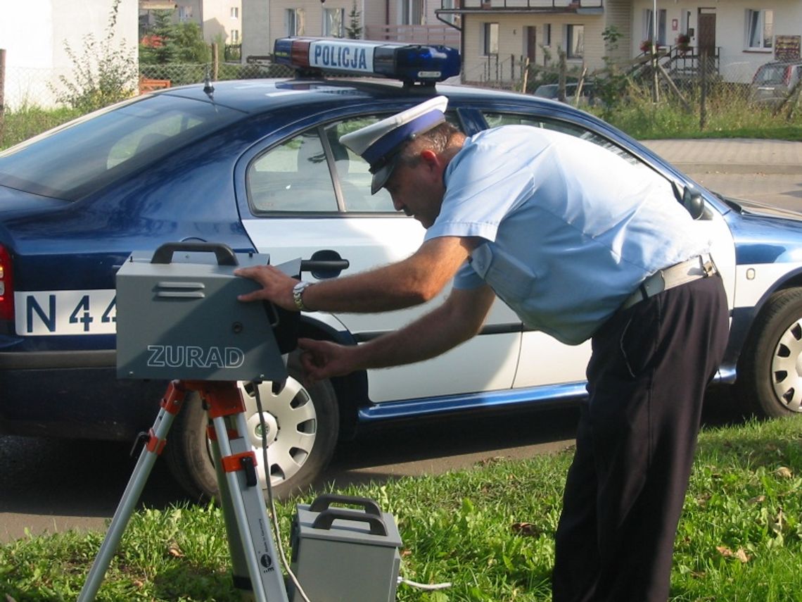 „Koegzystencyjne” mandaty, pouczenia i piraci drogowi