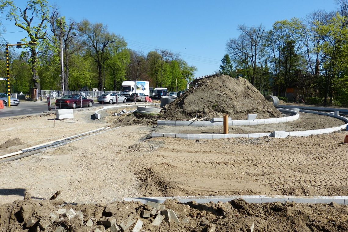 Kolejna zmiana ruchu przy powstającym rondzie Kolejna zmiana ruchu przy powstającym rondzie