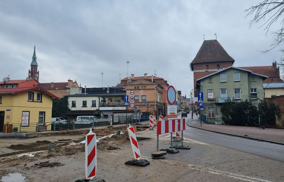 Kolejne utrudnienia w centrum Starogardu. Od poniedziałku nie wjedziemy na Rynek ulicą Hallera