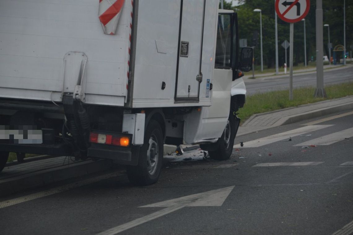 Kolizja na Al. Solidarności Kolizja na Al. Solidarności