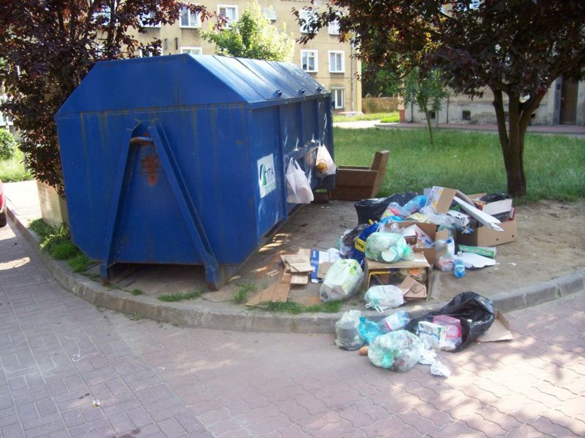 Kontenery w planach - jeszcze nie można przywozić starego sprzętu na wysypisko! Kontenery w planach - jeszcze nie można przywozić starego sprzętu na wysypisko!