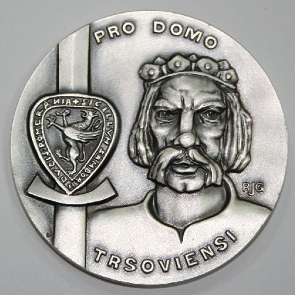 Kontrowersje wokół medalu „Pro Domo Trsoviensi”. Ukręcone po cichu? Kontrowersje wokół medalu „Pro Domo Trsoviensi”. Ukręcone po cichu?