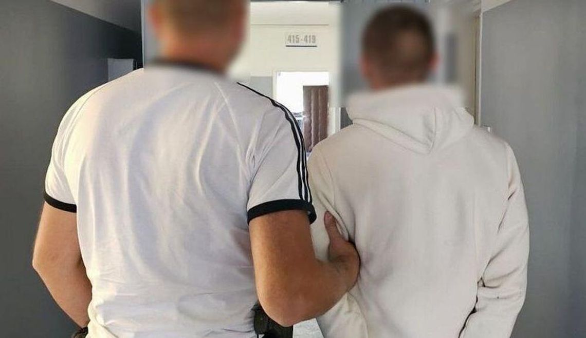 Kradł paliwo ze stacji benzynowych na terenie Pomorza. Posługiwał się cudzymi rejestracjami Kradł paliwo ze stacji benzynowych na terenie Pomorza. Posługiwał się cudzymi rejestracjami