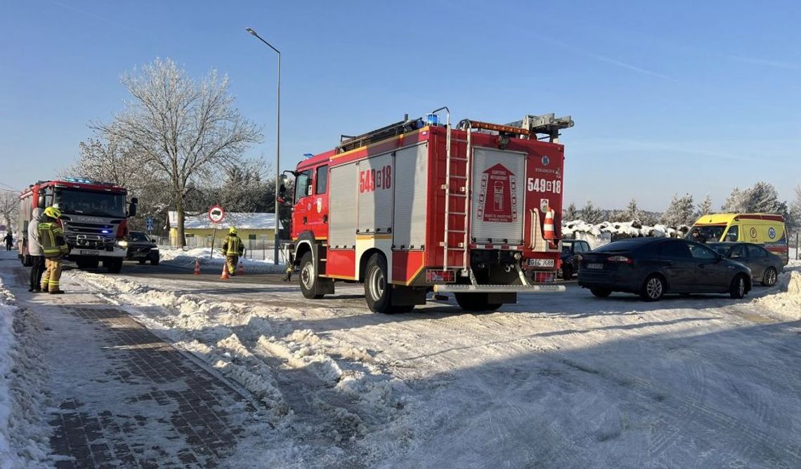 Kraksa dwóch aut na ul. Sportowej! Apelujemy o szczególną ostrożność w warunkach zimowych