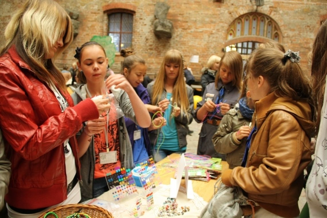 Krasnal Piksel i teatr Gargulec