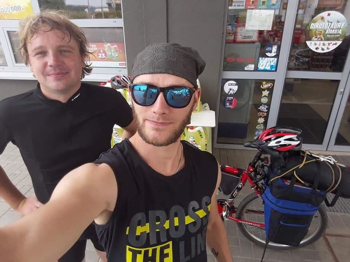 Krzysztof, Kamil i Daniel – przejadą 700 km w szczytnym celu! Krzysztof, Kamil i Daniel – przejadą 700 km w szczytnym celu!