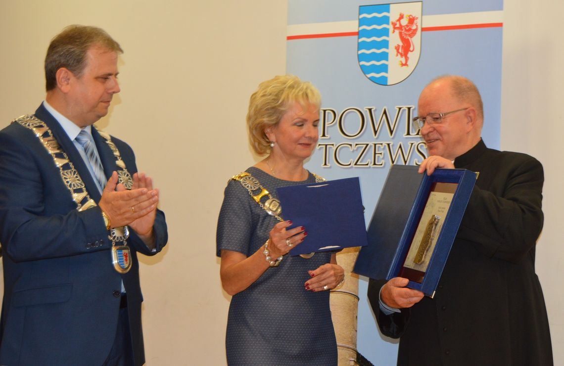 Ks. prałat Piotr Wysga pierwszym laureatem Filara Ks. prałat Piotr Wysga pierwszym laureatem Filara