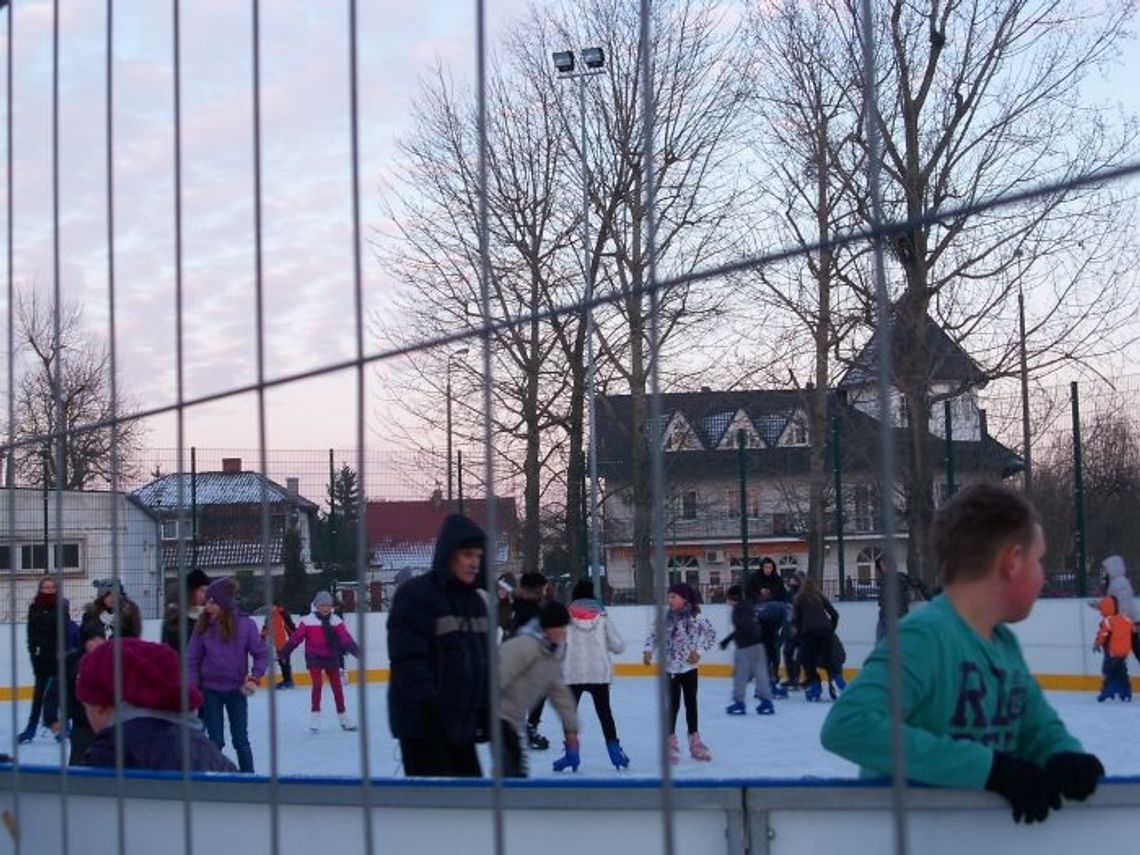 Lodowisko ruszyło... czas na łyżwy? Lodowisko ruszyło... czas na łyżwy?