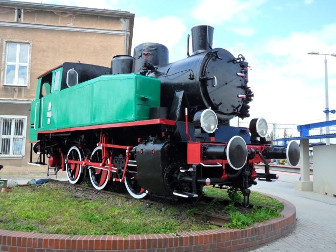 Lokomotywa błyszczy jak nowa