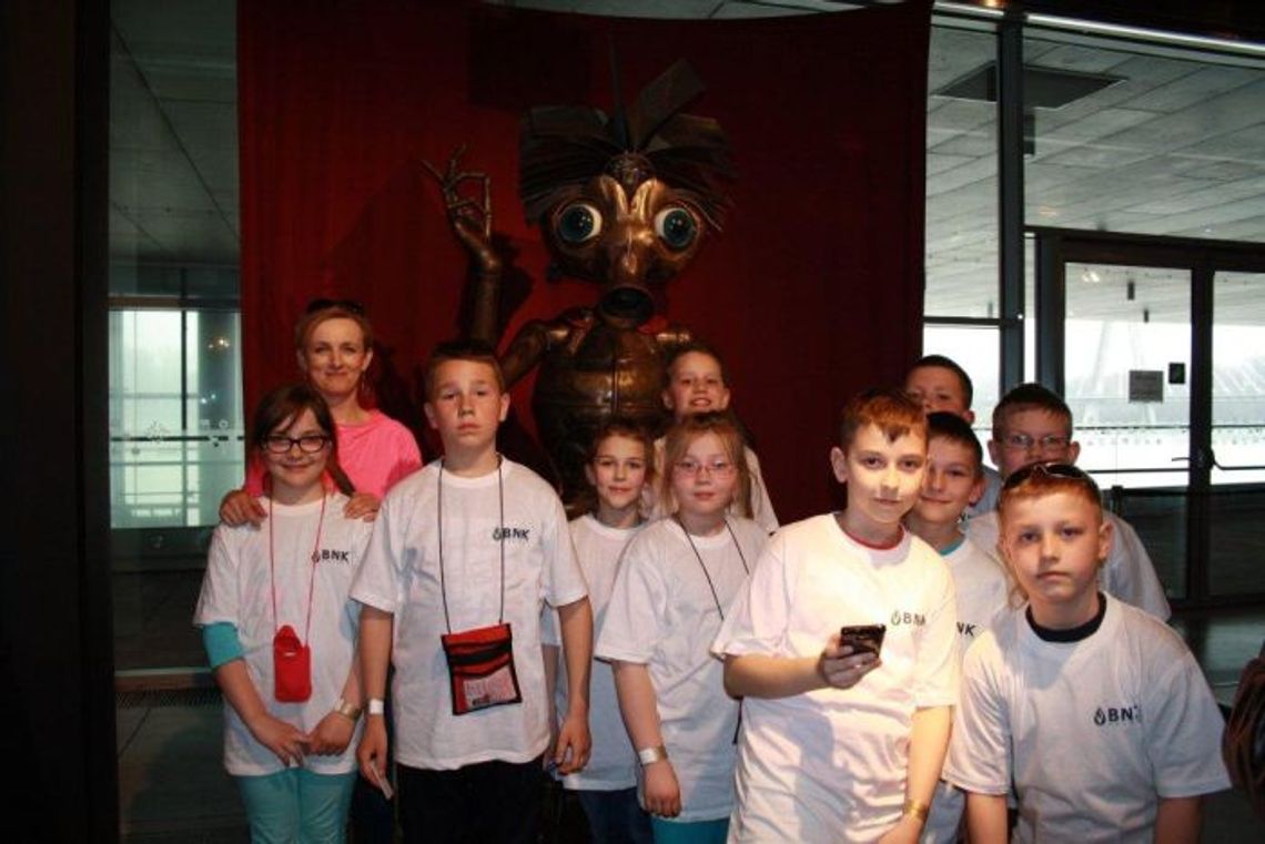 Łóżko fakira, tornado i sala kryminalistyki Łóżko fakira, tornado i sala kryminalistyki