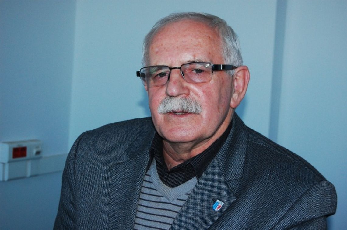 Małymi krokami w stronę stadionu lekkoatletycznego Małymi krokami w stronę stadionu lekkoatletycznego