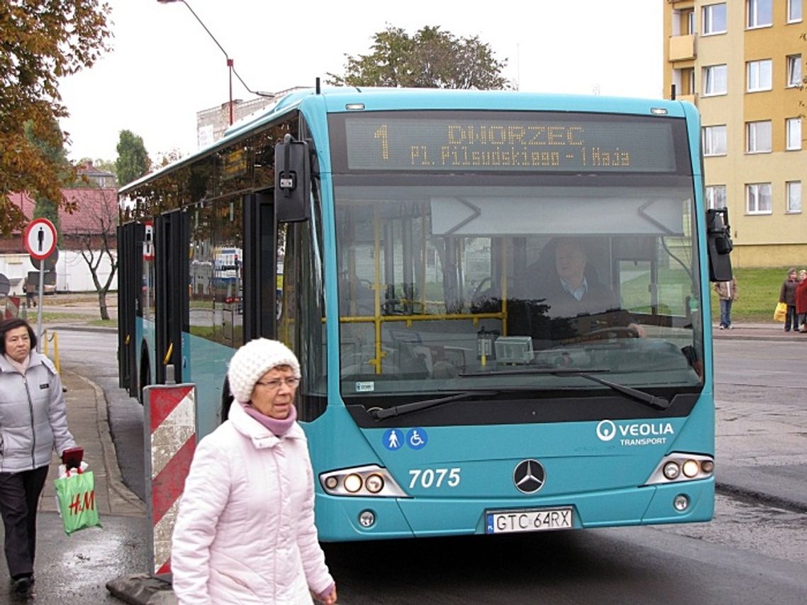 Mandat za... torbę z zakupami. Kontrolerzy: „Miejski autobus nie jest darmową taryfą do przewożenia bagaży” Mandat za... torbę z zakupami. Kontrolerzy: „Miejski autobus nie jest darmową taryfą do przewożenia bagaży”