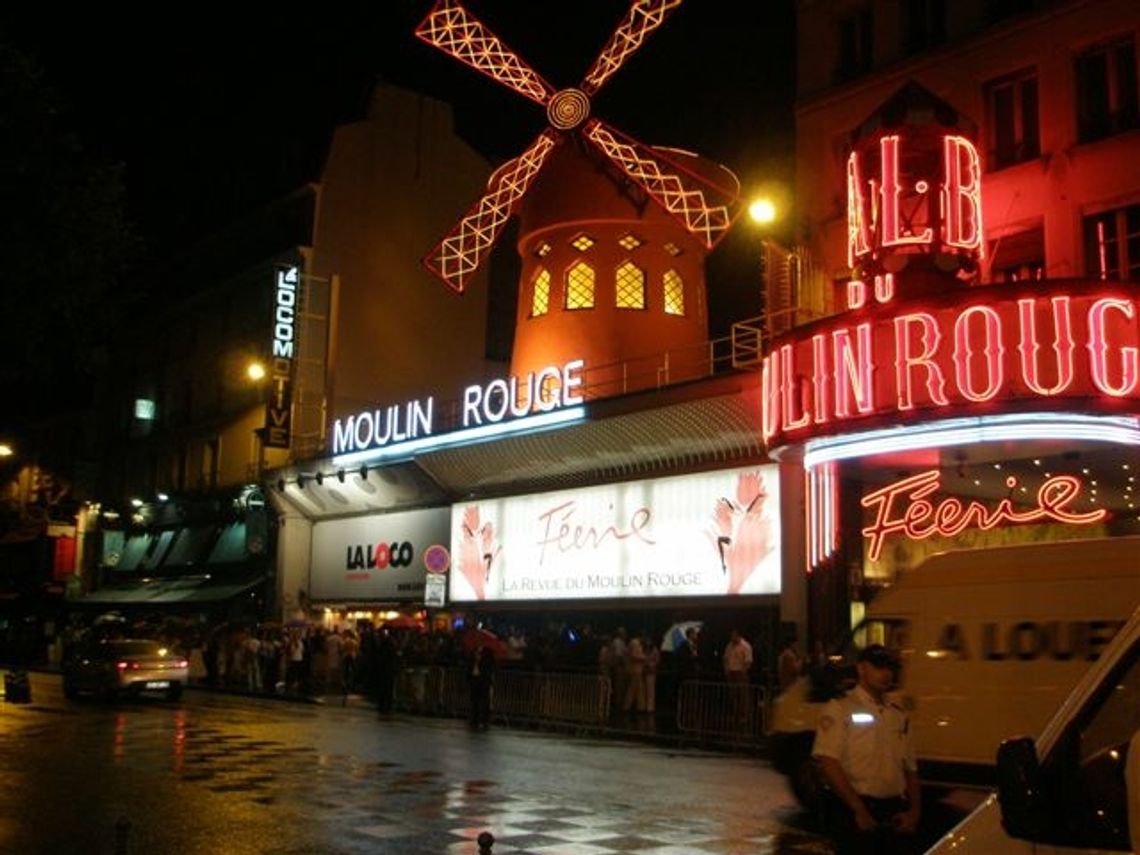 Miasto Artystów i... świateł. Wakacje tczewian w Paryżu Miasto Artystów i... świateł. Wakacje tczewian w Paryżu