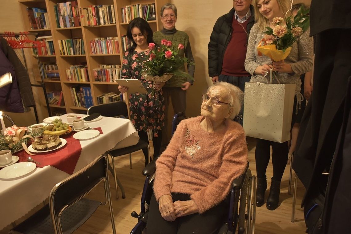 Mieszkanka Domu Pomocy Społecznej w Pelplinie obchodziła swoje 99. urodziny!