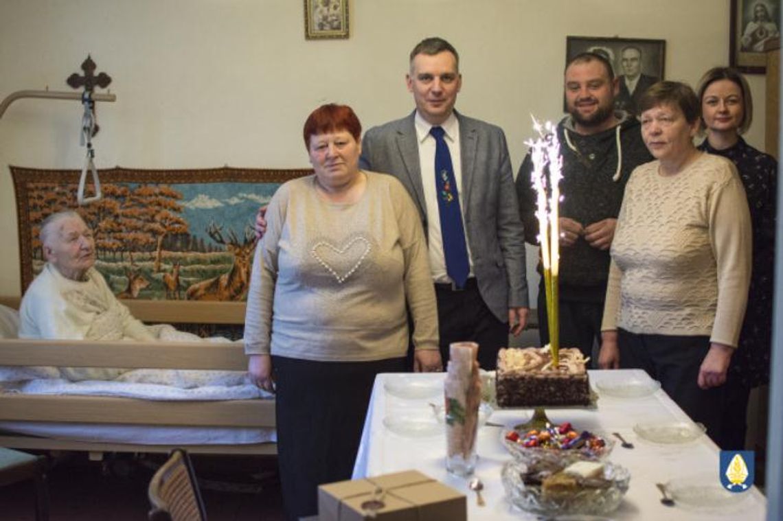 Mieszkanka Lignów Szlacheckich obchodziła 95. urodziny Mieszkanka Lignów Szlacheckich obchodziła 95. urodziny