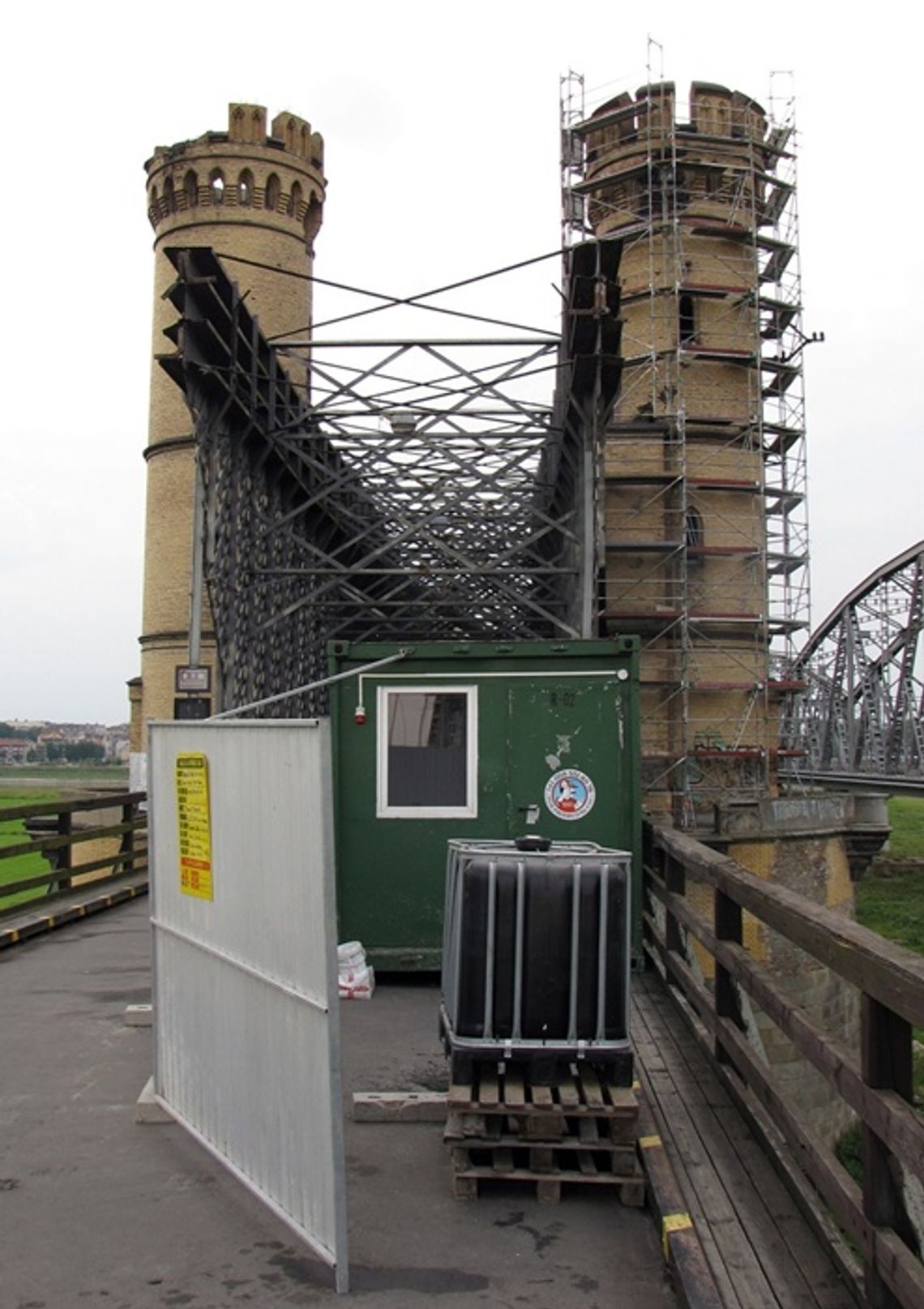 Minister obiecuje miliony na remont mostu w Tczewie - z "subwencji ogólnej budżetu" Minister obiecuje miliony na remont mostu w Tczewie - z "subwencji ogólnej budżetu"