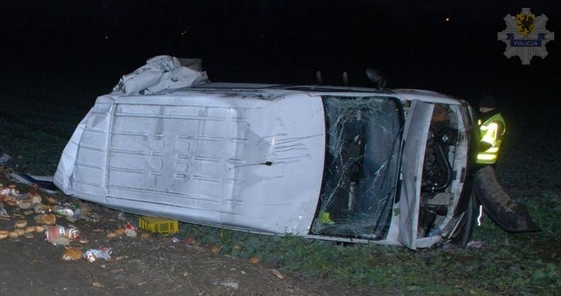 Mówmy wprost: głupota! Policja: auto utknęło między szlabanami