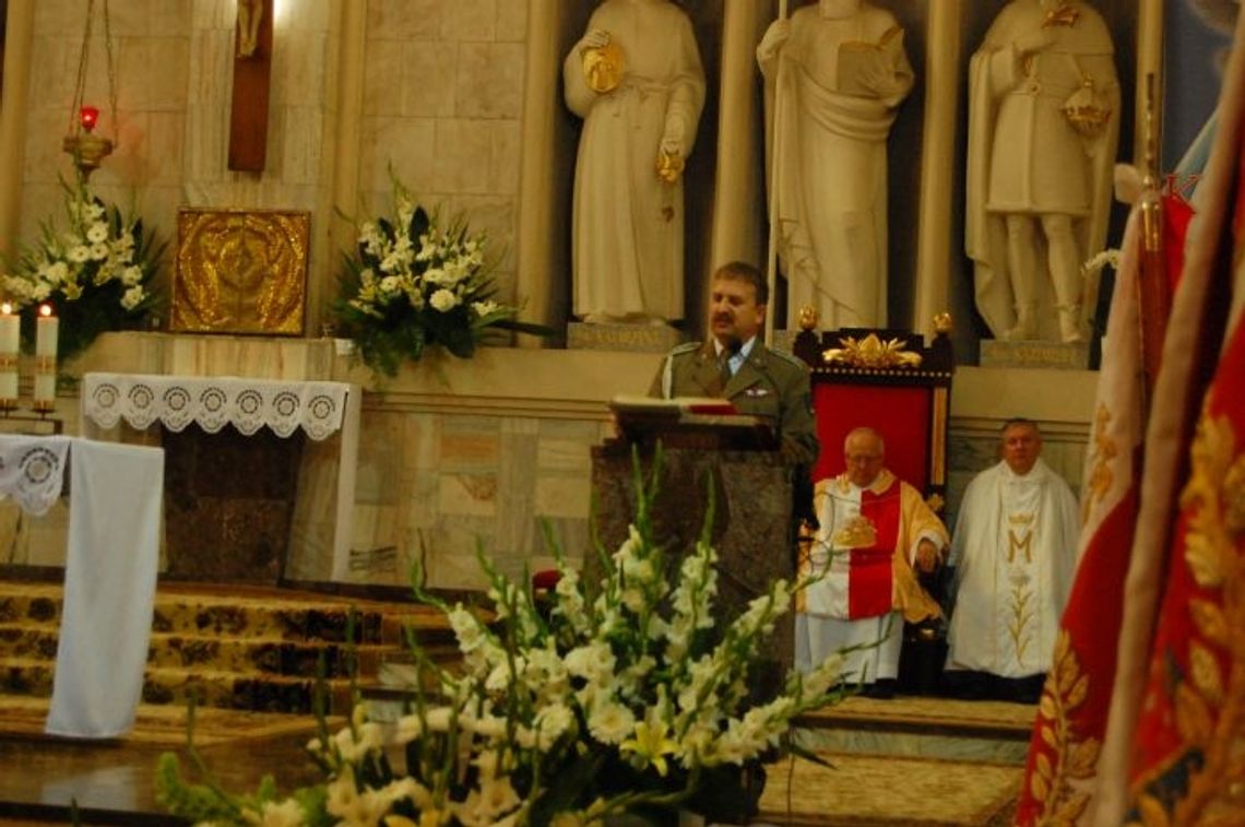 Msza Św. za Ojczyznę w rocznicę „Cudu nad Wisłą” Msza Św. za Ojczyznę w rocznicę „Cudu nad Wisłą”