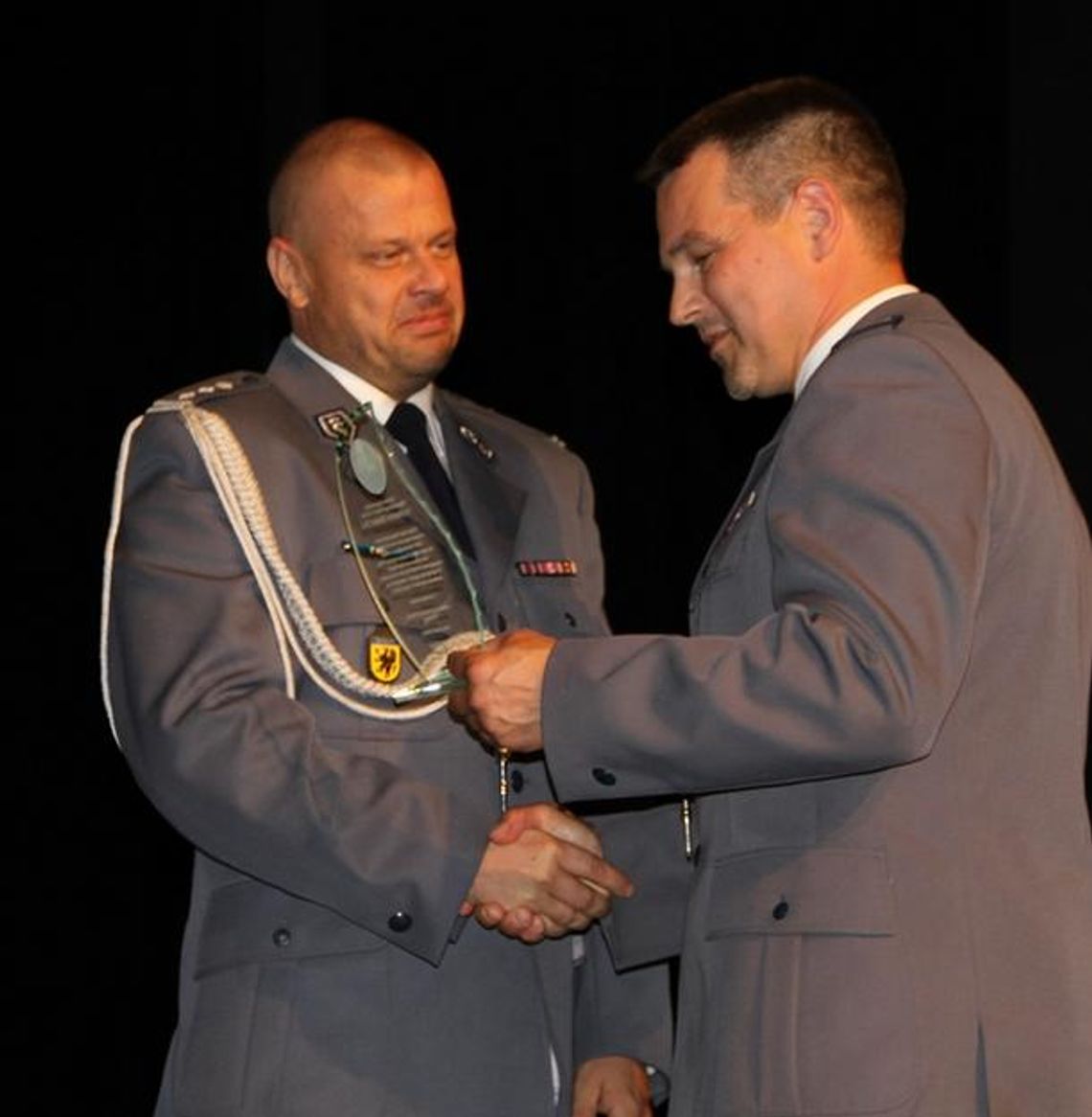 Mundurowi odebrali awanse i medale - Święto Policji za nami