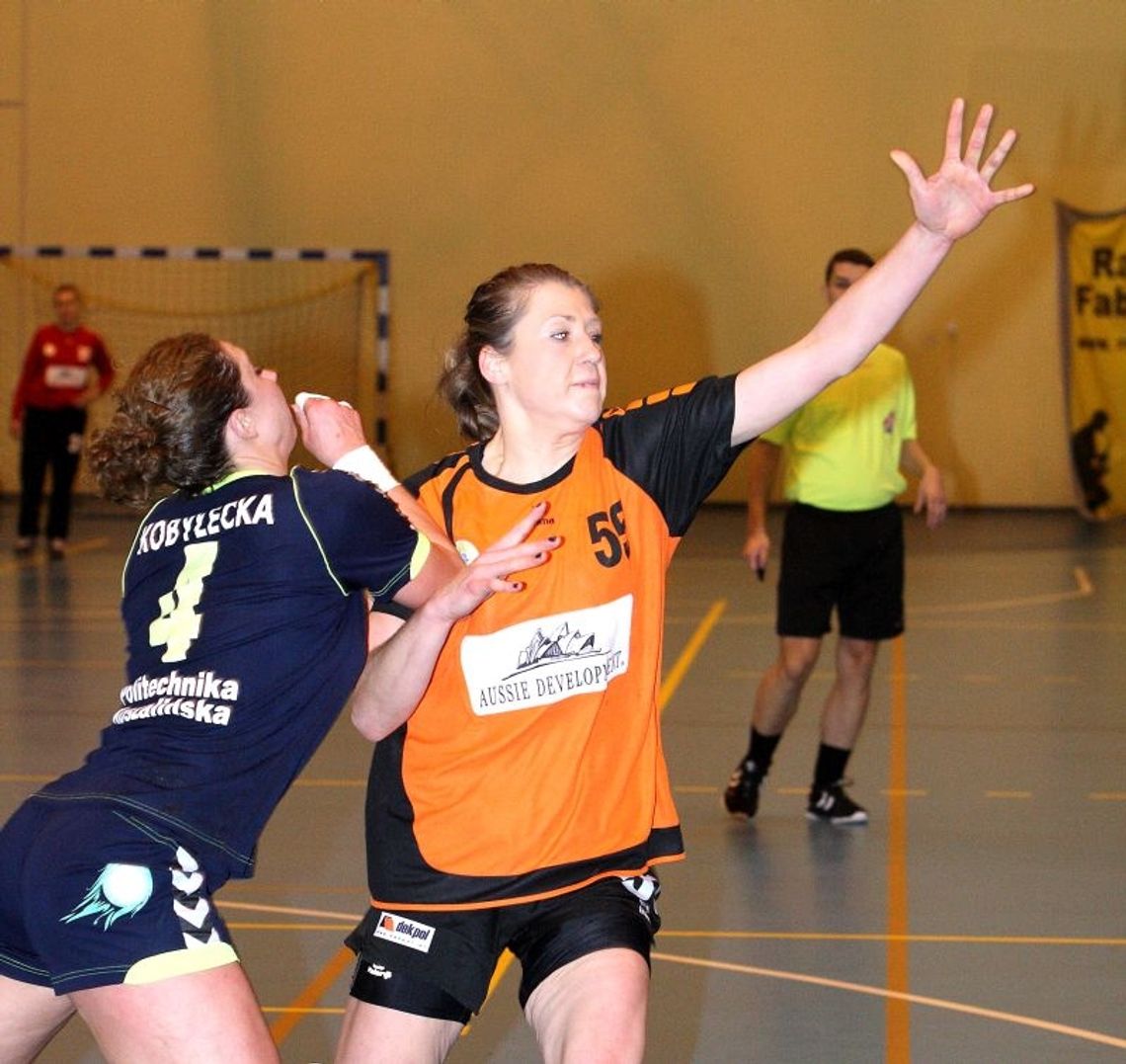 Na koniec derby - samborzanki goniły