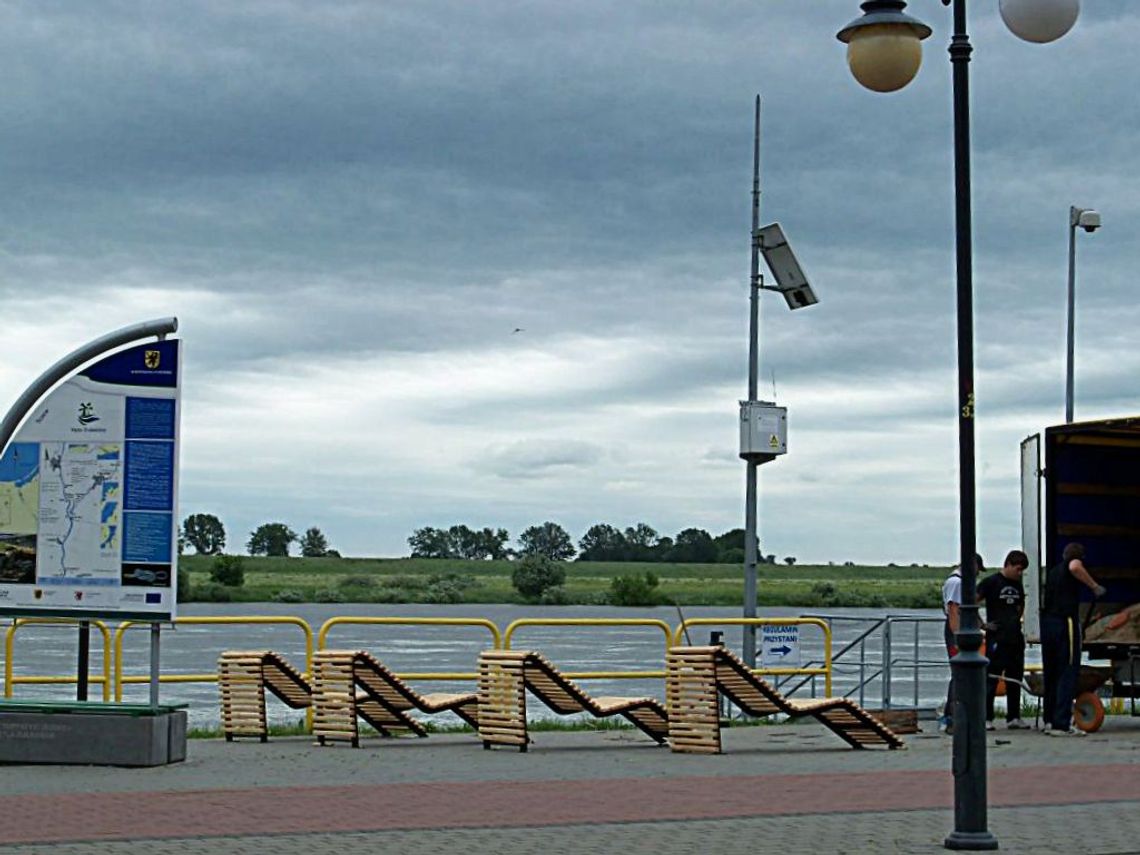 Na leżaku piwka nie wypijesz... Na leżaku piwka nie wypijesz...