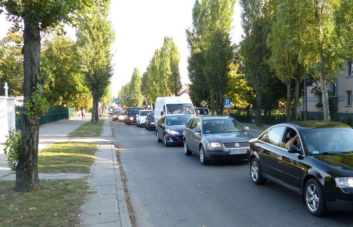 Na luzie: Kiedy świętować Dzień Paraliżu Komunikacyjnego?