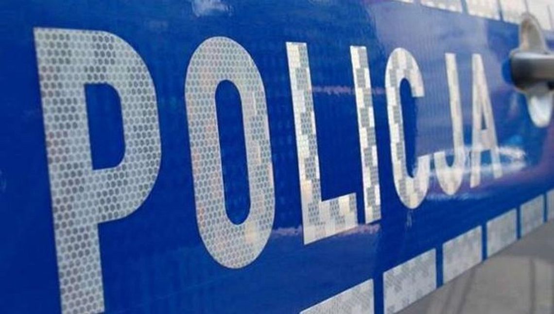 Na Rokickiej spowodował kolizję i uciekł. Po zatrzymaniu okazało się, miał aż 2,5 promila. Na Rokickiej spowodował kolizję i uciekł. Po zatrzymaniu okazało się, miał aż 2,5 promila.