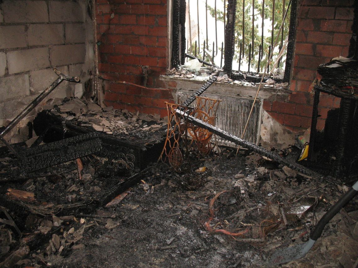 Na święta zostali bez dachu nad głową. POMÓŻMY POGORZELCOM! Na święta zostali bez dachu nad głową. POMÓŻMY POGORZELCOM!