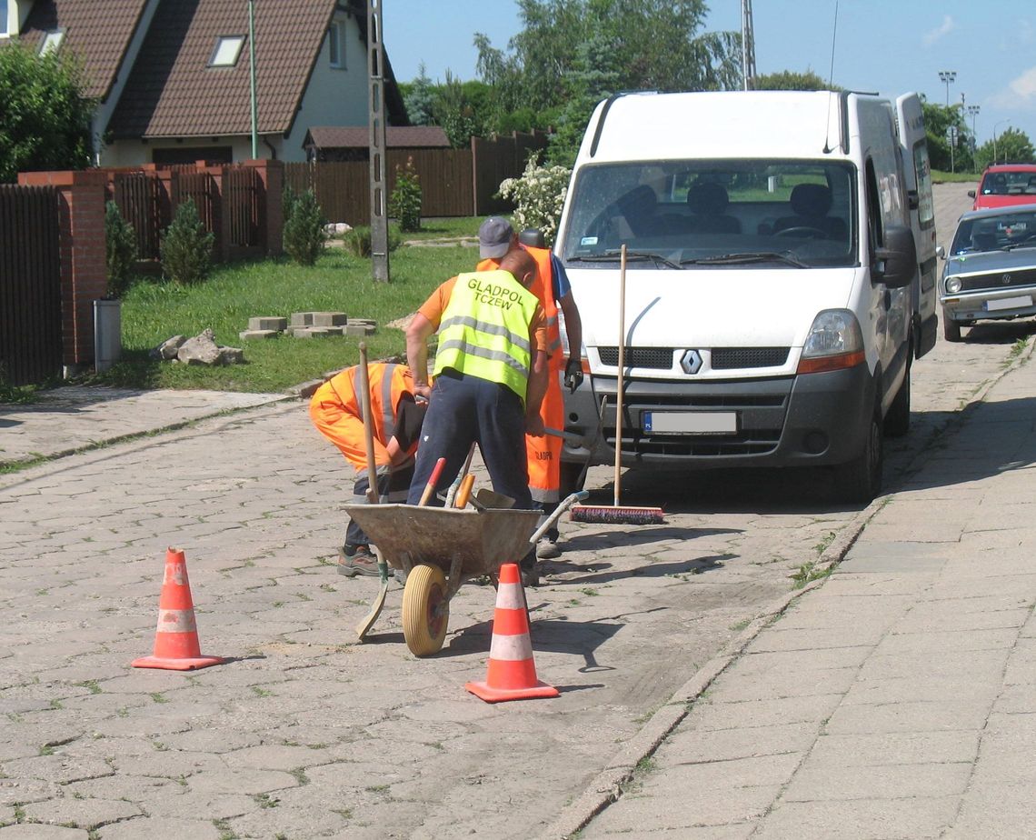 Naprawy bieżące w Tczewie idą pełną parą. Na jakim są etapie? Naprawy bieżące w Tczewie idą pełną parą. Na jakim są etapie?