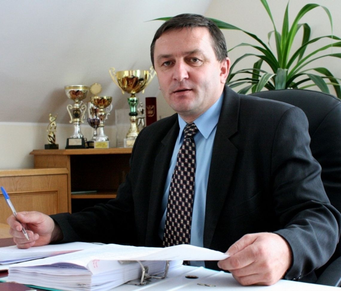 Nasi włodarze „od kuchni” - parówki zapiekane z żółtym serem