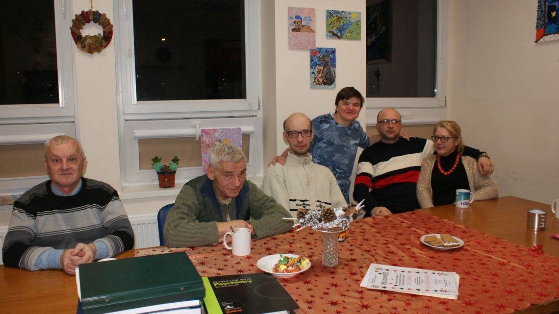 Nie mają przyznanych rent, nie mogą podjąć pracy. Po opłaceniu czynszu, na życie zostaje im ok. 20 zł...