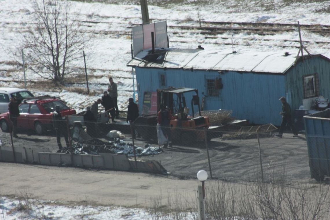 Nielegalne złomowisko Nielegalne złomowisko