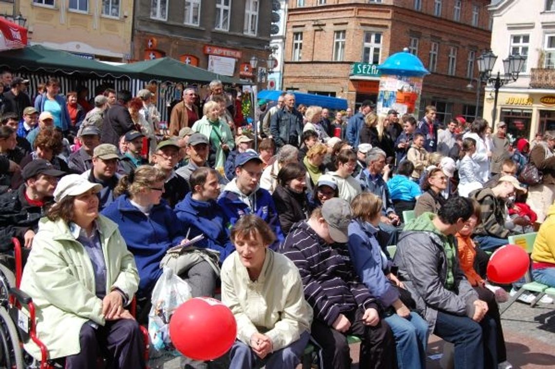 Niepełnosprawni zapraszają na zabawę