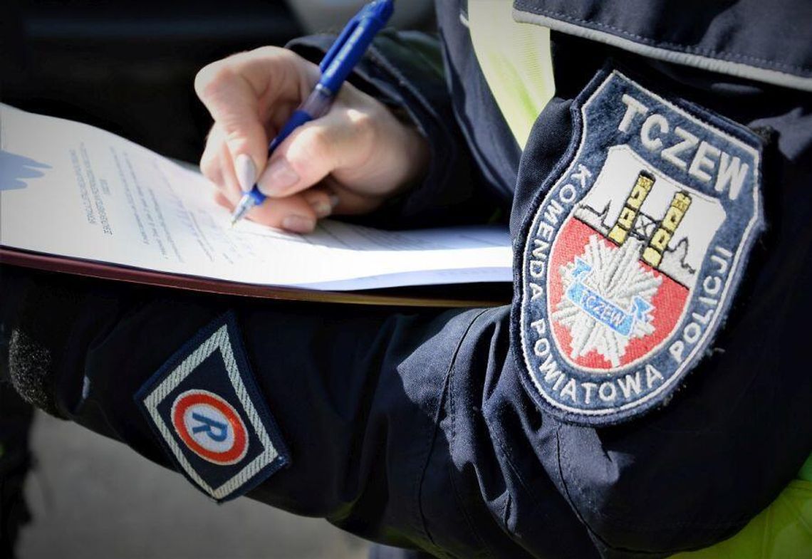 Nieustąpienie pierwszeństwa na rondzie. Kobieta trafiła do szpitala