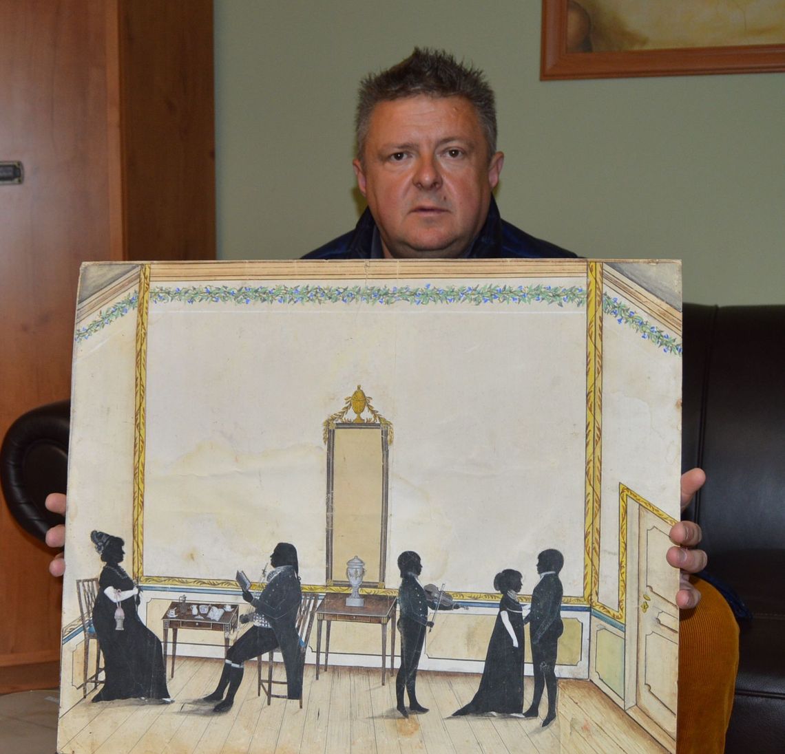 Niezwykła rycina odkryta pod podłogą!