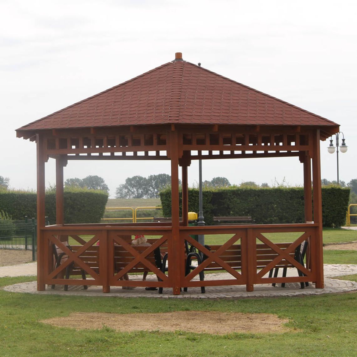 Nowa altana już stoi na tczewskim bulwarze