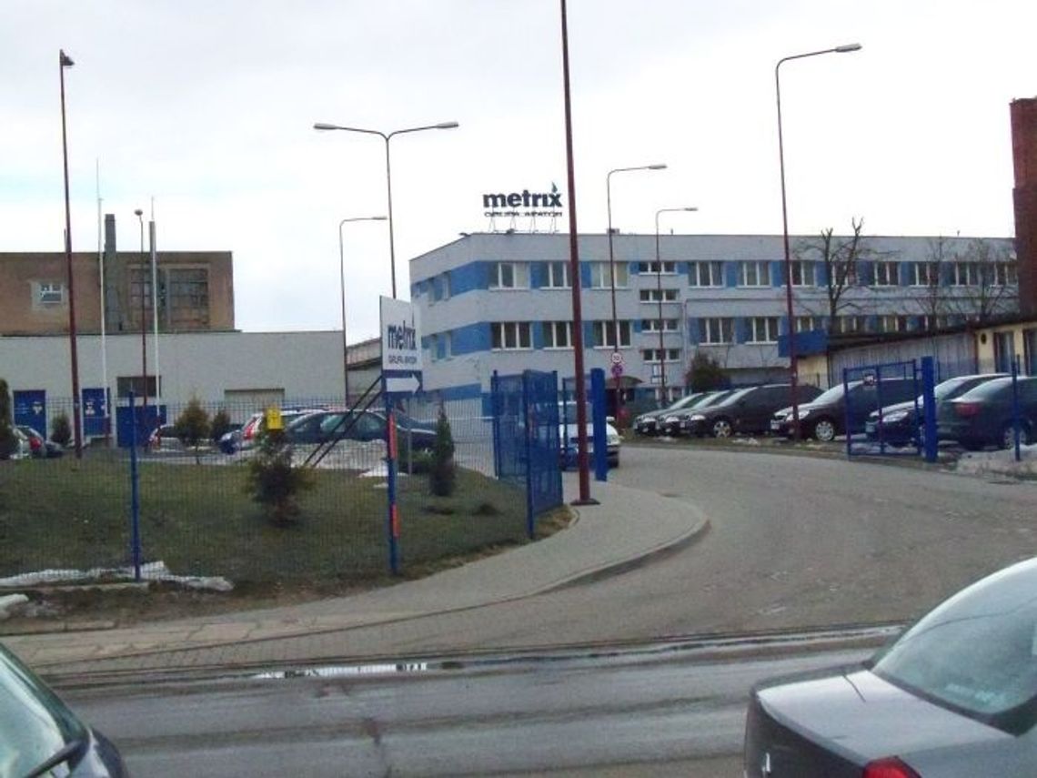 Nowa siedziba bez urzędników. „Gapowaty” interesant pocałuje klamkę