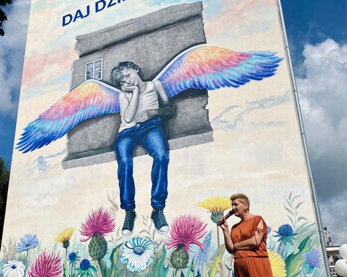 Nowy mural w Starogardzie - DAJ DZIECKU SIŁĘ! Po sąsiedzku cenna inicjatywa na rzecz pokrzywdzonych dzieci