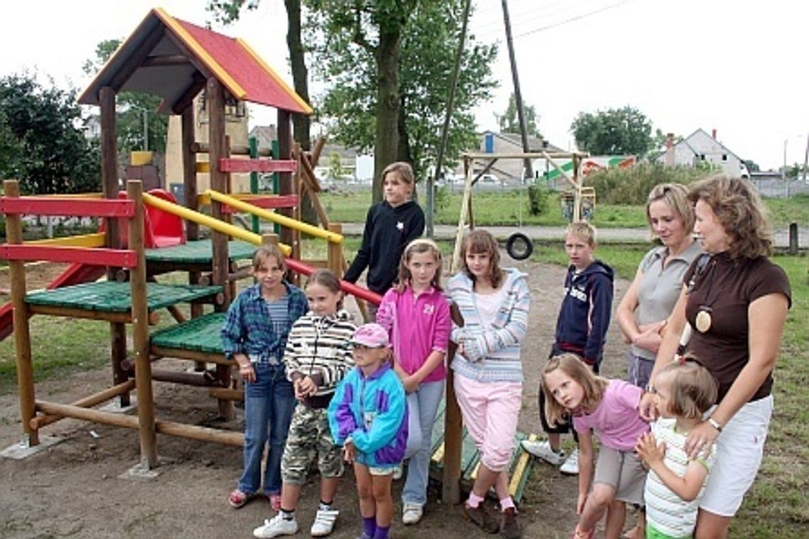 Nowy plac zabaw - za fundusze unijne