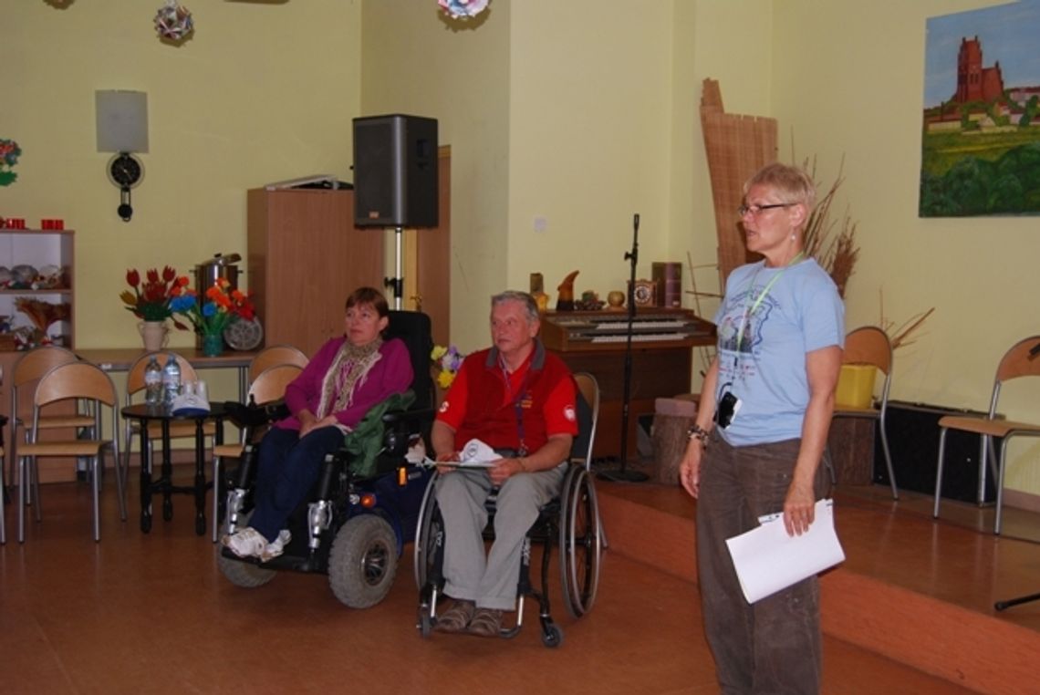 O równość i godność na wózkach inwalidzkich O równość i godność na wózkach inwalidzkich