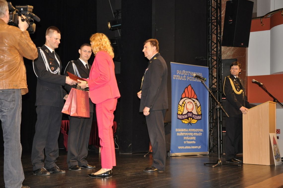 Ochotnicy ze Swarożyna odznaczeni za bohaterską akcję - medale, dyplomy, listy gratulacyjne!