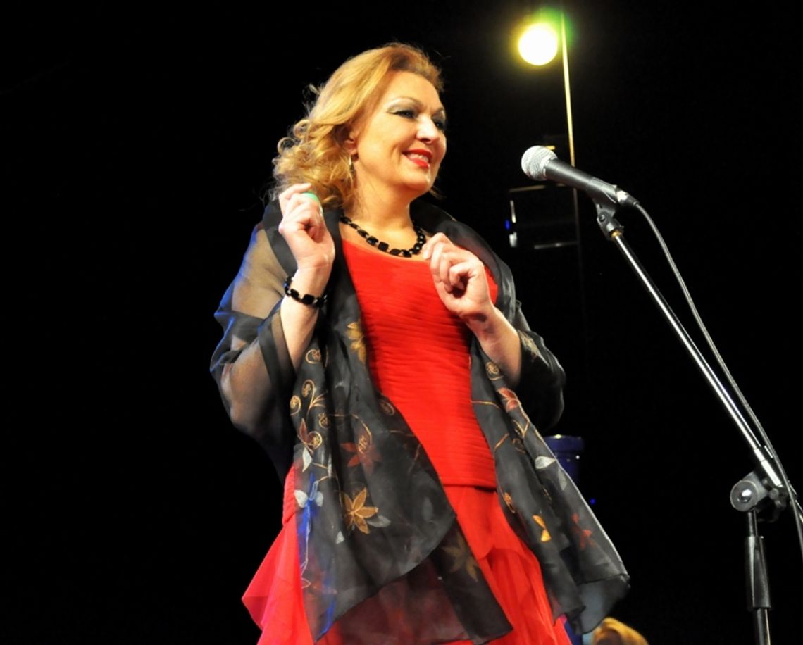 Oczarowała głosem i osobowością - Koncert Noworoczny Małgorzaty Walewskiej Oczarowała głosem i osobowością - Koncert Noworoczny Małgorzaty Walewskiej