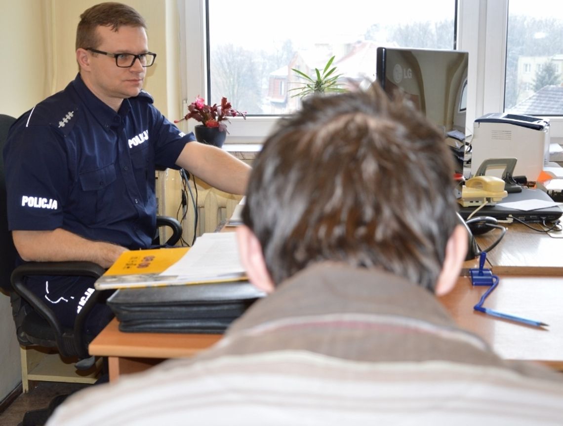 Odpowie za znieważenie policjantów Odpowie za znieważenie policjantów