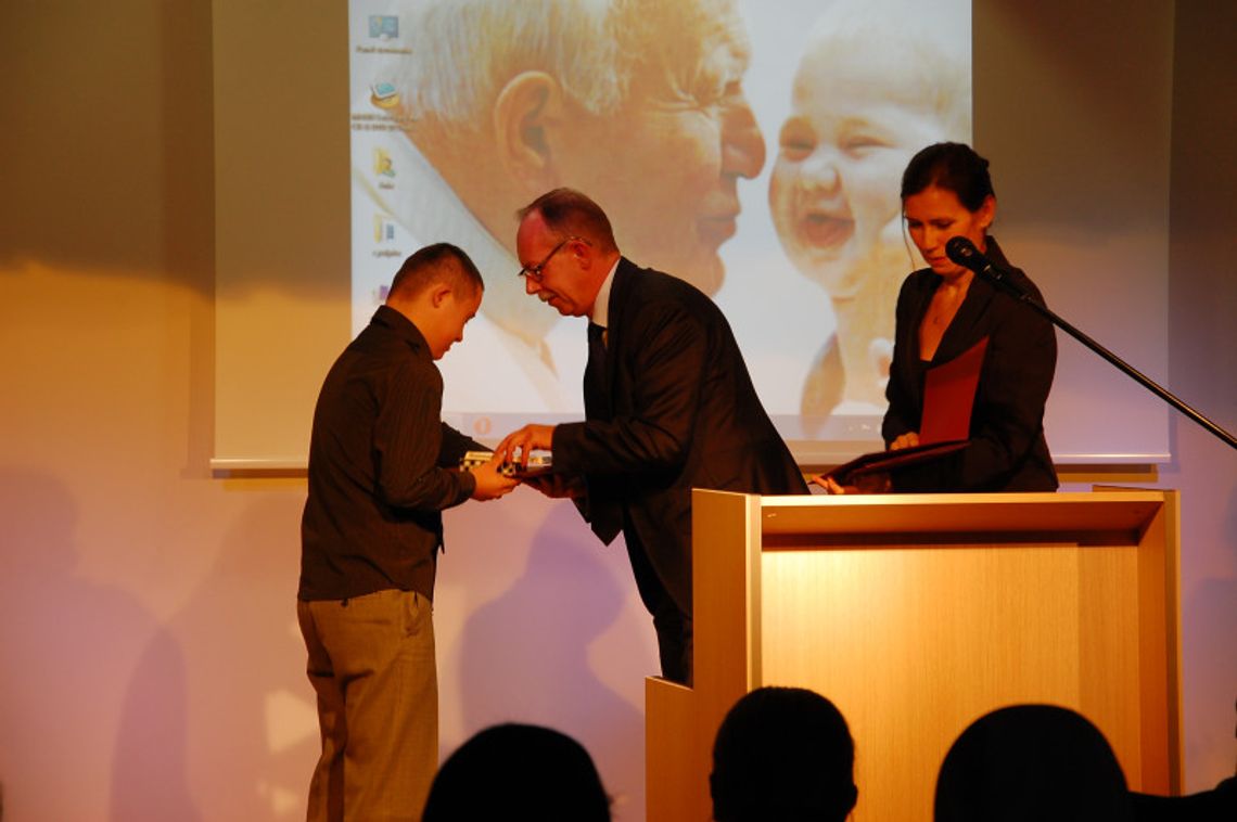 Oficjalne oddanie nowego budynku przy ul. Grunwaldzkiej 1 Oficjalne oddanie nowego budynku przy ul. Grunwaldzkiej 1