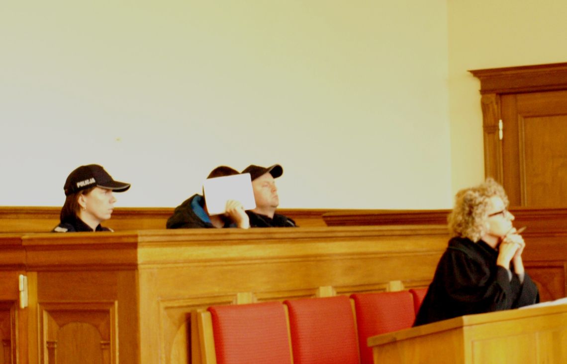 Okrzyknięty nożownikiem Jakub S. przed prokuratorem: "bardzo tego żałuję", "gdybym mógł cofnąć czas..."