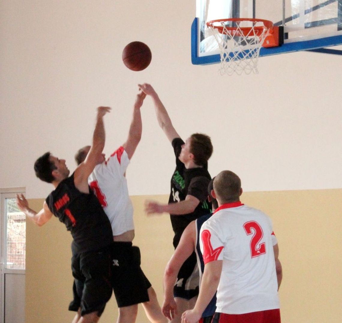 Optymizm i radość grania - Tczewska Amatorska Liga Koszykówki Optymizm i radość grania - Tczewska Amatorska Liga Koszykówki