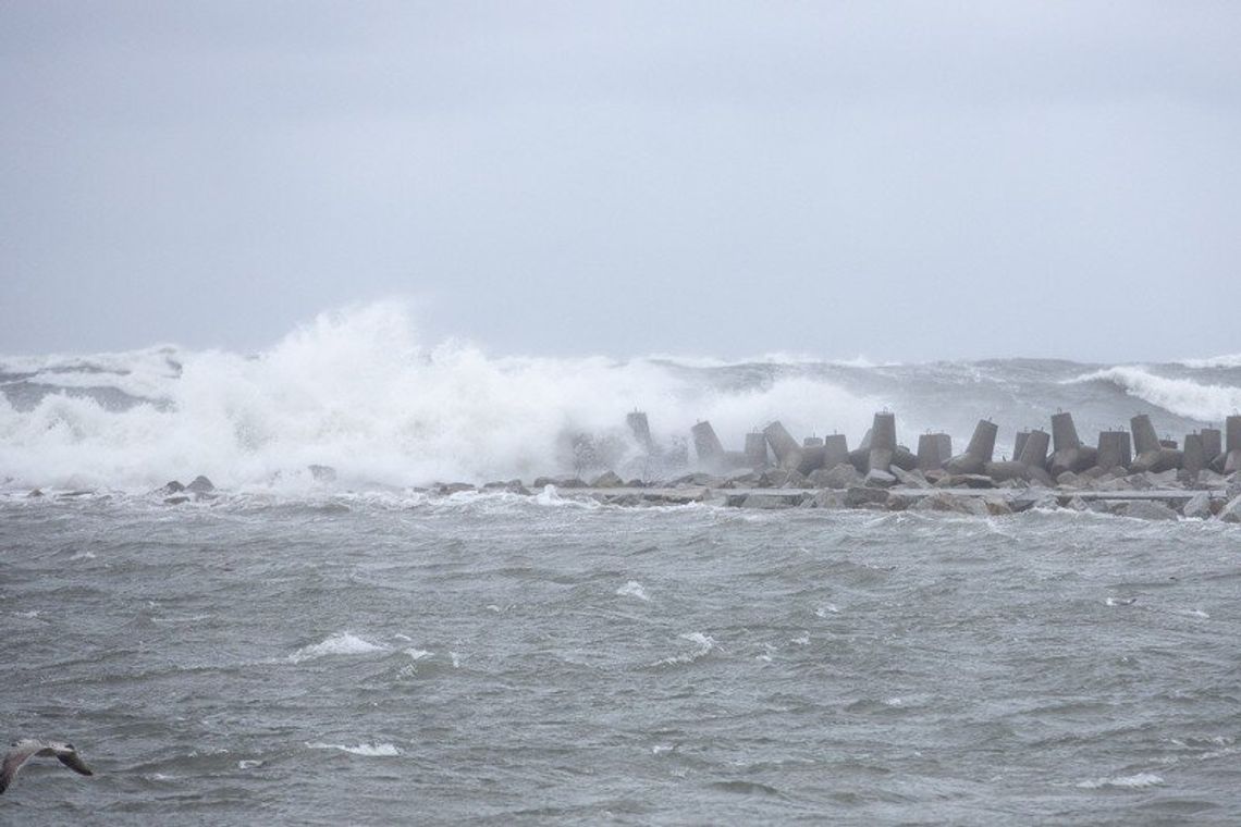 Ostrzeżenie o burzach Ostrzeżenie o burzach