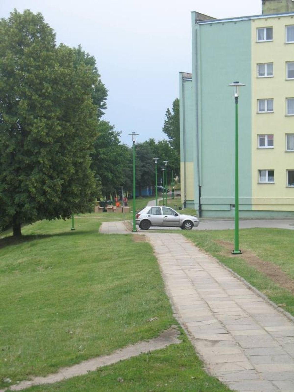 „Oświecenie” na Czyżykowie. Nowe latarnie niebawem zostaną uruchomione