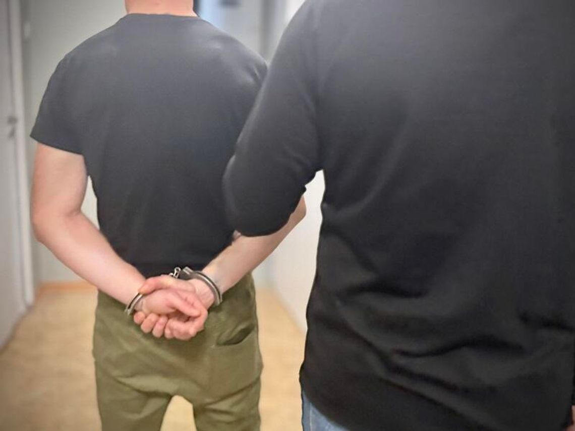 Otwarty samochód i znikający plecak. Sprawca wpadł przez przypadek