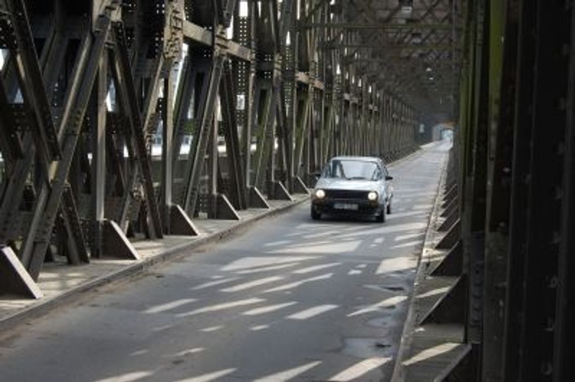 Palił się most tczewski - zawinił wiatr?